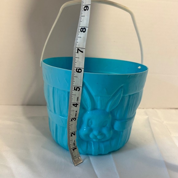 Vintage Blue Plastic Easter Basket Bunny Face Handle Childrens Toy Storage - Picture 4 of 8